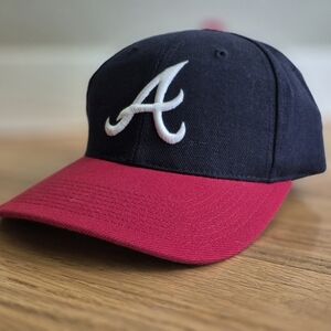 Atlanta Braves Navy and Red Classic Wool Blend Baseball Cap
